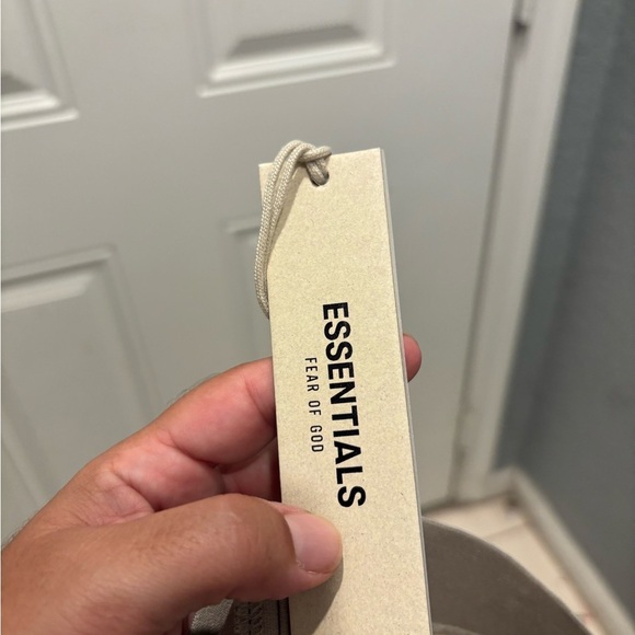 FEAR OF GOD ESSENTIALS
ESSENTIALS WOMEN'S CARGO PANT - Picture 6 of 7